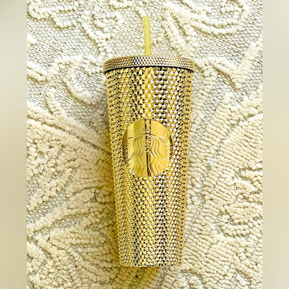 Starbucks GOLD tumbler Christmas 2022